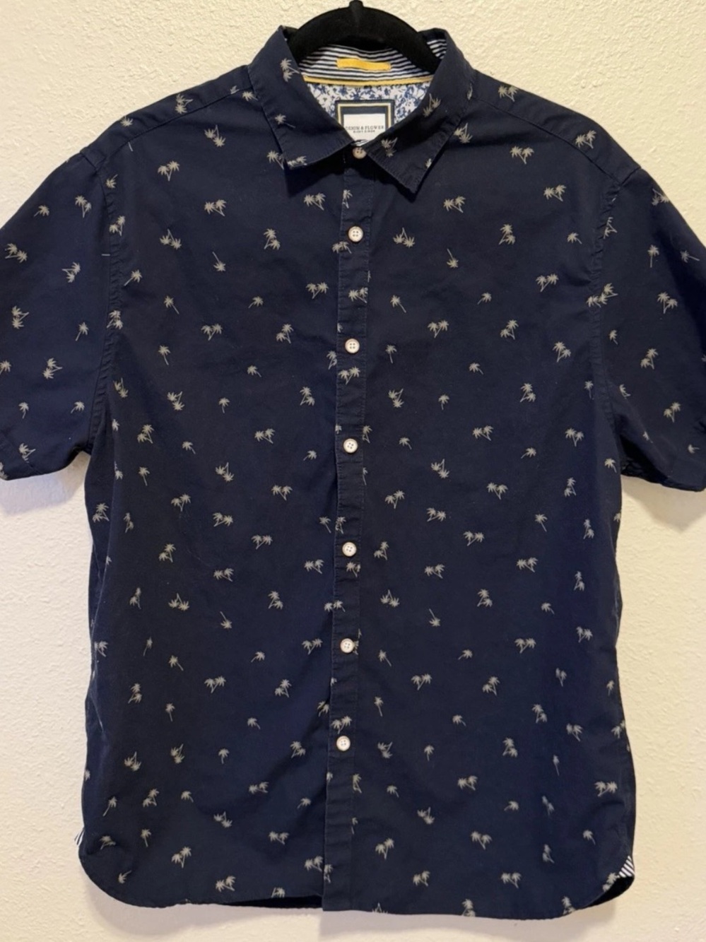 Denim & Flower Ricky Singh Palm Tree Button Up Shirt Large